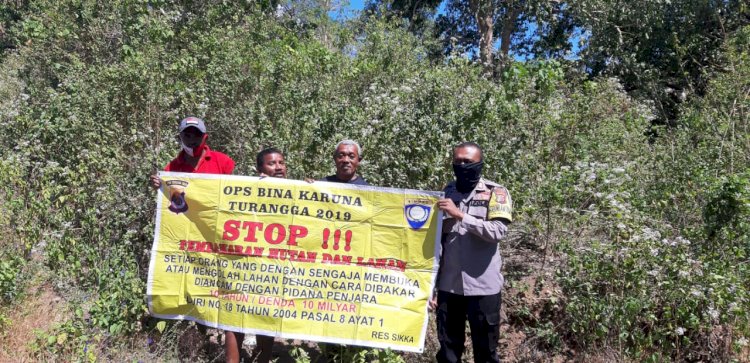 Antisipasi Karhutla, Bhabinkamtibmas Polsek Kewapante Gencar Lakukan Sosialisasi Dan Himbauan