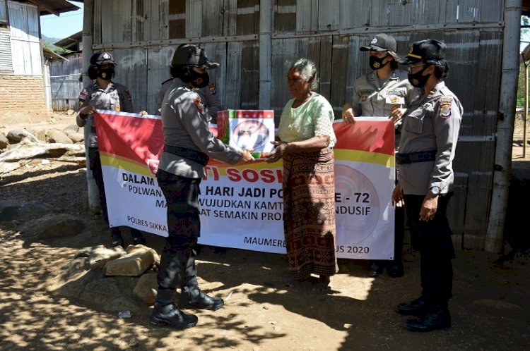 Sambut Hari Jadi Polwan Ke-72, Srikandi Polres Sikka Bagikan Sembako