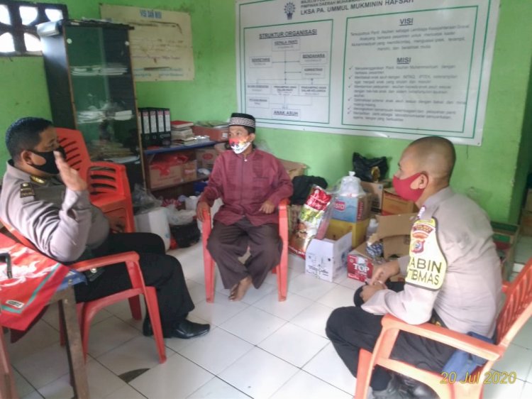 Wakapolsek Alok Bersilaturahmi Dengan Ketua MUI Kab. Sikka Ajak Tokoh Agama Tangkal Radikalisme