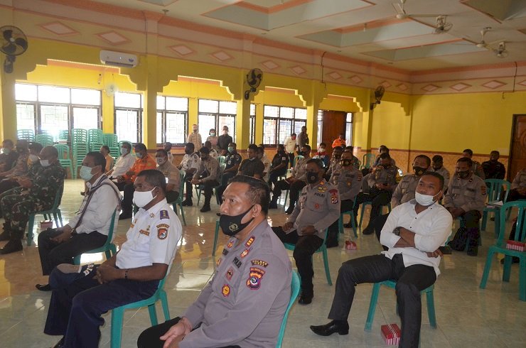 Polres Sikka Gelar Rakor Lintas Sektor Persiapan Pengamanan Perayaan Natal 2020 Dan Tahun Baru 2021