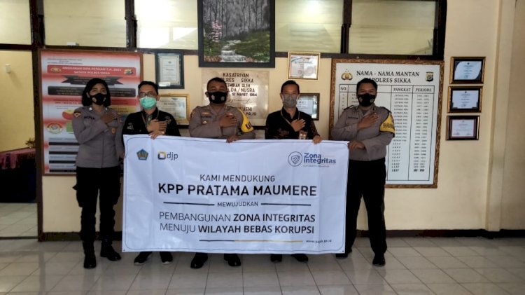 Polres Sikka Mendapat Penghargaan Dari KPP Pratama Maumere