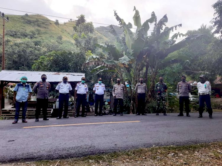 Polsek Paga laksanakan Operasi Gabungan Penyekatan Jalur Mudik