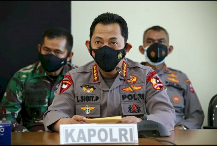 Kapolri Beberkan Upaya Pemerintah Membangun  Papua