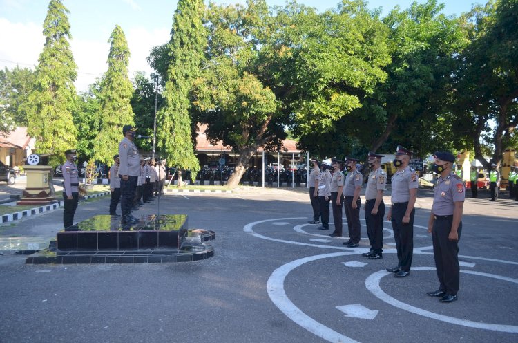 Kapolres Sikka Pimpin Upacara Korps Raport Kenaikan Pangkat Periode 1 Juli 2021