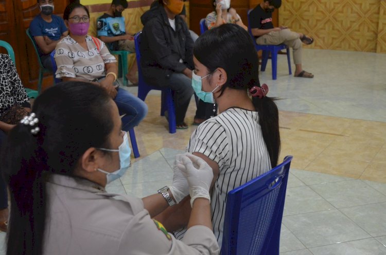 Hari ini 180 orang terima Vaksin Dosis I di Gerai Vaksin Presisi Polres Sikka