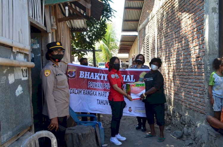 Sambut Hari Jadi Polwan ke-73, Polwan Polres Sikka Laksanakan Bakti Sosial dan Anjangsana