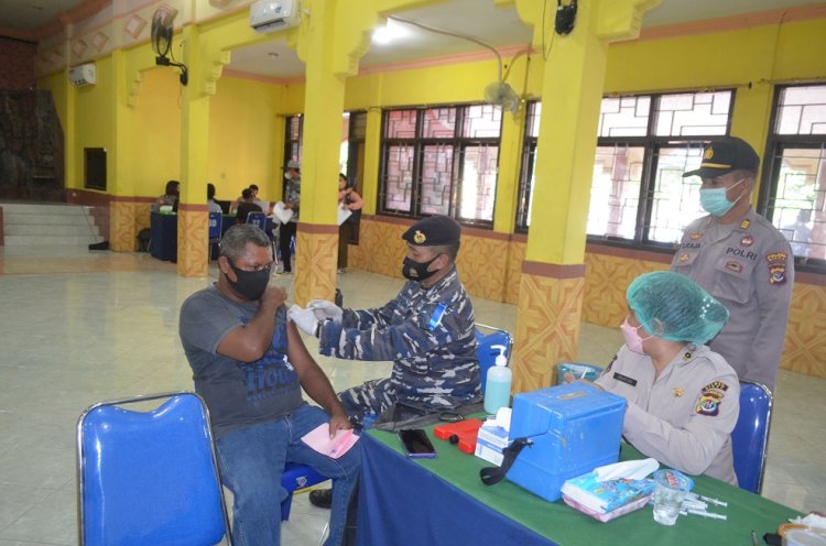 Gerai Vaksin TNI-Polri Polres Sikka kembali dibuka, 300 Dosis Vaksin siap diberikan untuk masyarakat