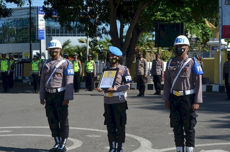 Pimpin Upacara PTDH, Kapolres Sikka Harapkan Tidak Ada Lagi Upacara PTDH Di Polres Sikka