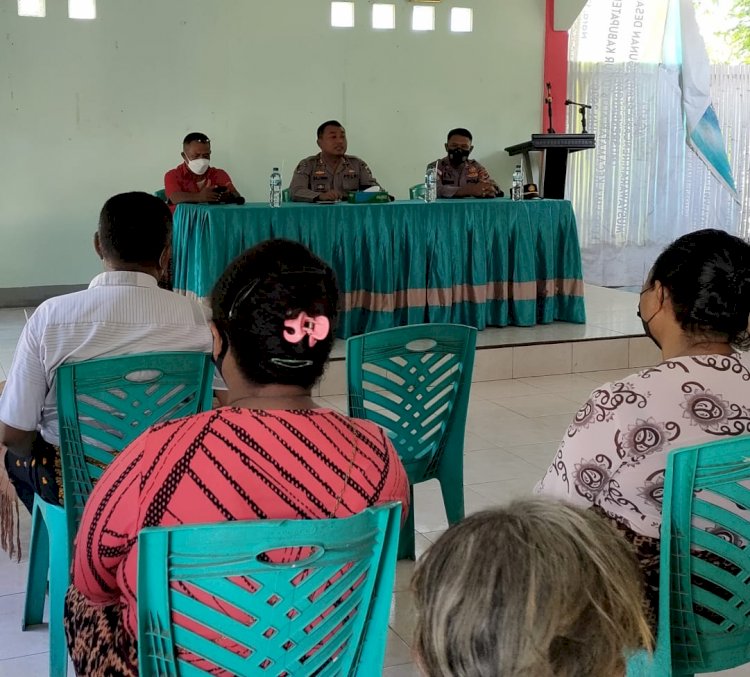 Safari Kamtibmas, Kapolres Sikka kunjungi Desa Lepo Lima Dan Desa Nelle Lorang Serta Bagikan Bansos