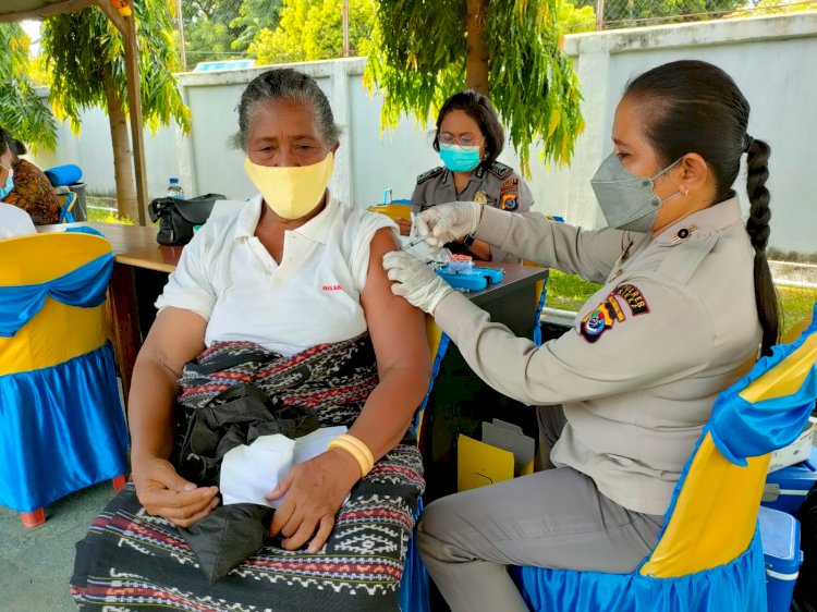 Vaksinasi Serentak Indonesia, Polres Sikka menggandeng PT PLN UP3  Flores Bagian Timur