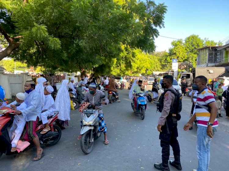 Polres Sikka Laksanakan Pengamanan Ibadah Sholat Ied Hari Raya Idul Fitri 1443 H