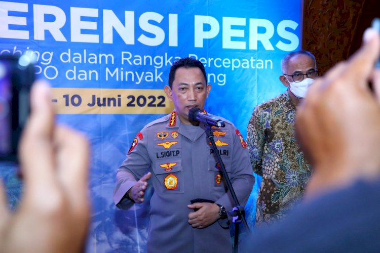 Polri Awasi 17 Ribu Pasar Pastikan Ketersediaan dan Harga Minyak Goreng Terjaga