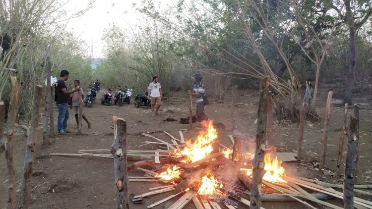 Polres Sikka Grebek Gelanggang Sabung Ayam di Kelurahan Wolomarang