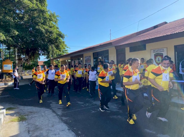 Bag SDM polres sikka Gelar tes kesamaptaan jasmani berkala tahap II.