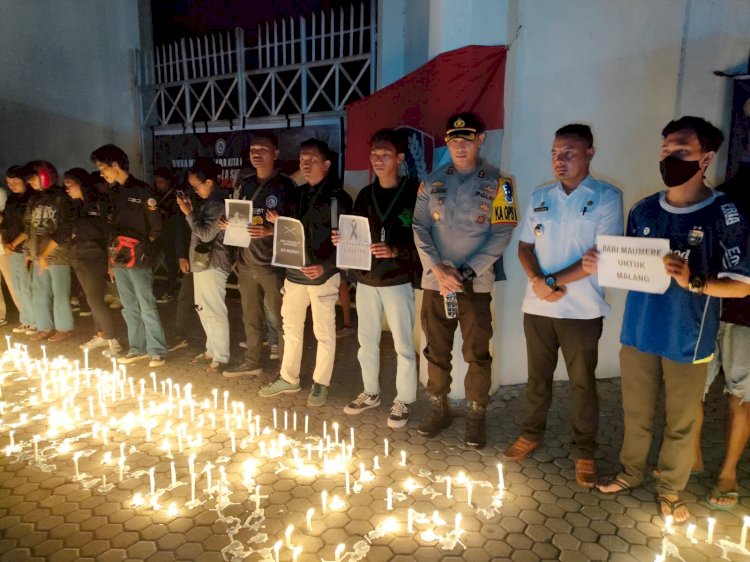 Kapolres Sikka hadiri doa bersama 1000 Lilin Untuk Korban Kanjuruhan