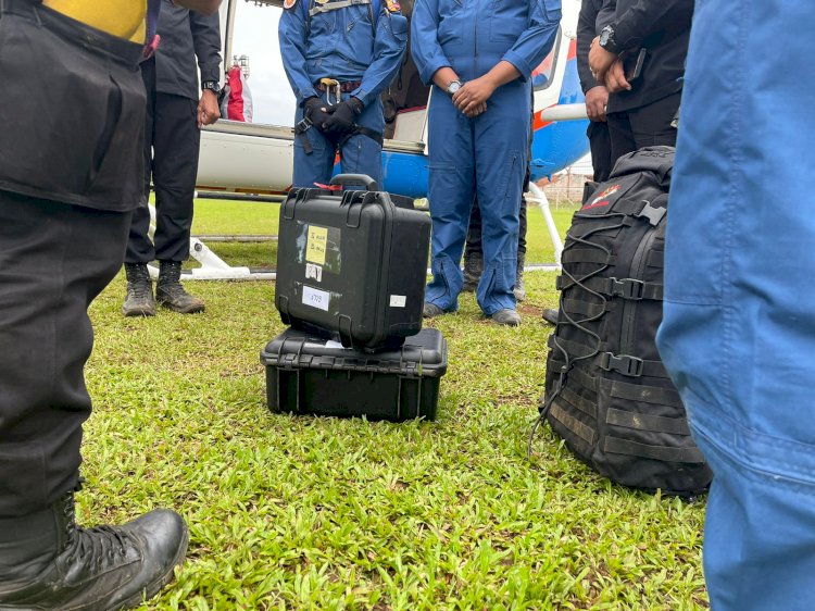 Polri Sisir Lokasi Desa Diduga Terisolir Pakai Helikopter dan Drone