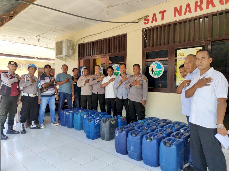 Hari Ke Tiga Operasi Pekat Turangga 2022 Polres Sikka  Berhasil Amankan 980 Liter Miras.