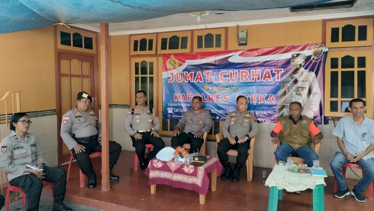 Jumat Curhat, Polres Sikka serap aspirasi masyarakat Kel. Kota Baru