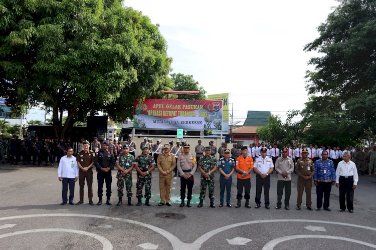 Mudik Aman Berkesan, Polres Sikka Laksanakan Apel Gelar Pasukan Operasi Ketupat 2023