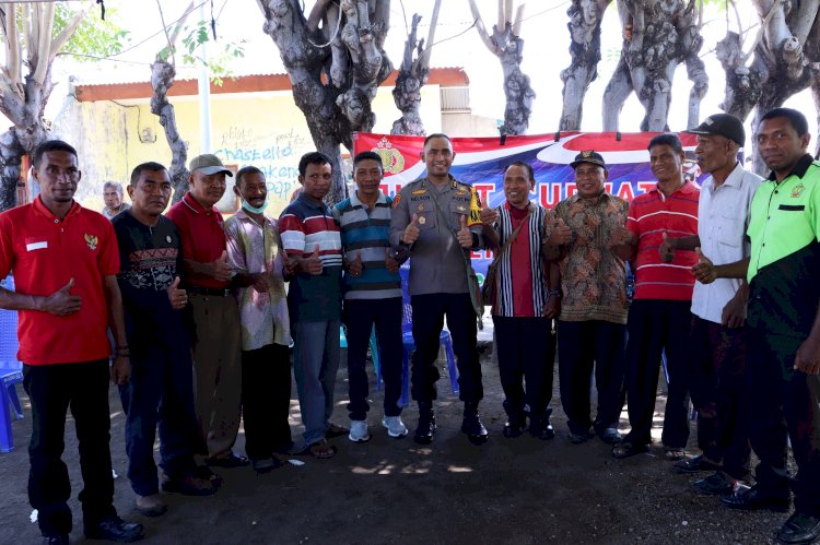 Jumat Curhat, Kapolres Sikka Terima Segala Keluhan Dan Masukan Warga Kelurahan Kota Uneng
