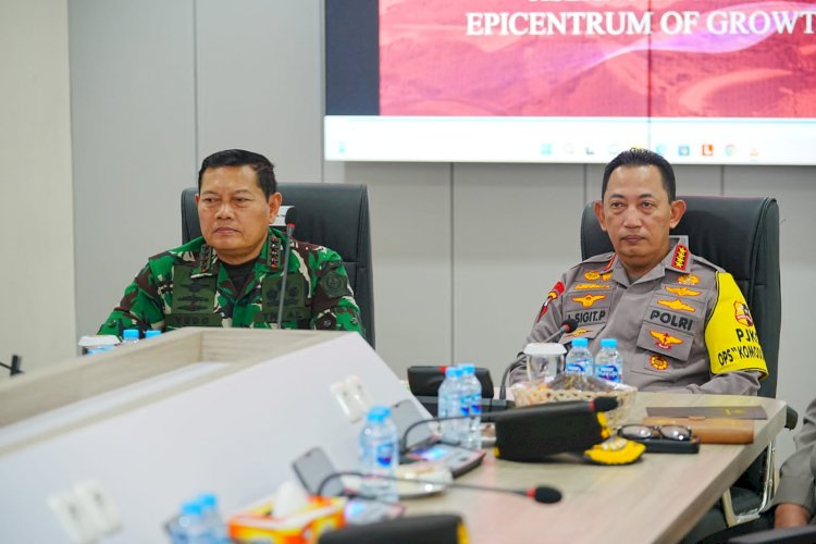 Tinjau 91 Command Center, Kapolri dan Panglima TNI Pastikan Kesiapan Personel Jelang KTT ASEAN