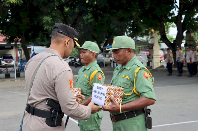 Kapolres Sikka Pimpin Apel Ketua Satuan Keamanan Lingkungan