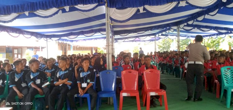 Hari ke-8 Operasi Patuh 2023, Polres Sikka Gelar Police Goes To School di SMK 3 Maumere