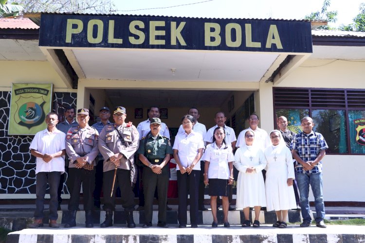 Kunjungi Polsek Bola dan Polsek Kewapante, Kapolres Sikka berdialog bersama Masyarakat