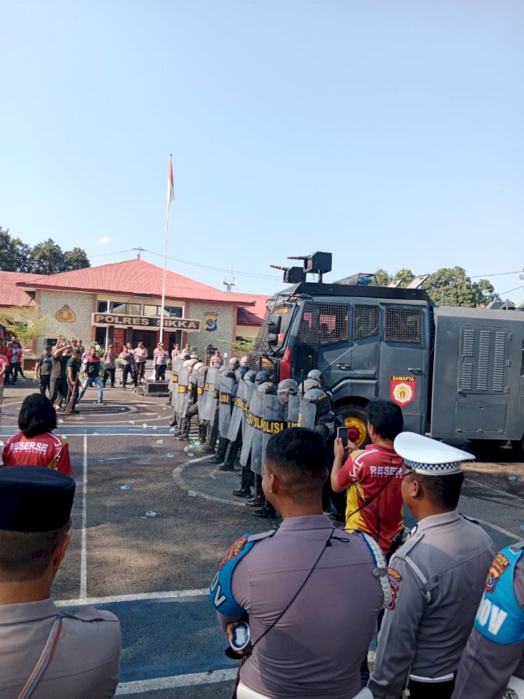 Jelang Pemilu 2024, Polres Sikka laksanakan latihan sispamkota