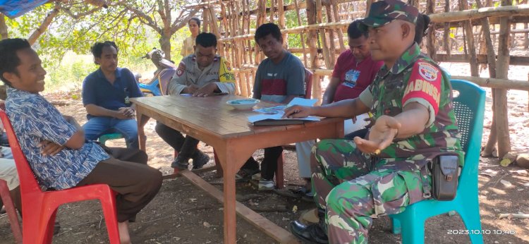 Laksanakan Problem Solving, Bhabinkamtibmas Desa Wairbleler Sampaikan Pesan Kamtibmas