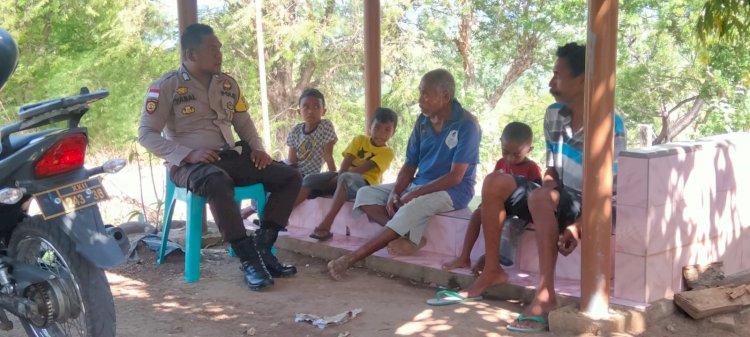Kegiatan Sambang Bhabinkamtibmas Desa Koting D untuk Menjaga Kondisi Kamtibmas