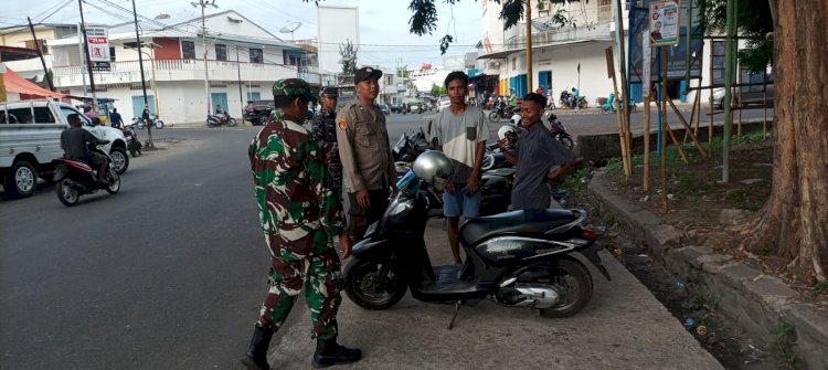 Anggota Pos Pam Monumen tsunami melakukan Pengaturan Arus Lalu Lintas dan Beri Himbauan Kamtibmas