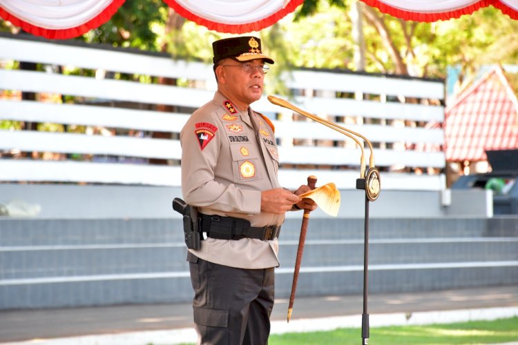 Komitmen Melindungi NTT dari Ancaman Alam, Kapolda NTT Pimpin Apel Kesiapan Penanggulangan Bencana.-