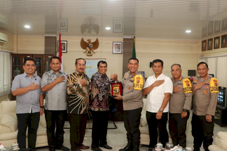 Kapolda NTT Pererat Sinergi dengan Pengadilan Tinggi Kupang.-