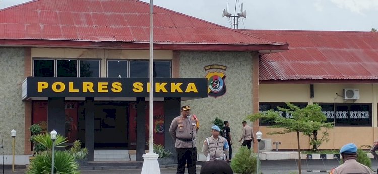 JAM PIMPINAN, KAPOLRES SIKKA PIMPIN APEL PAGI