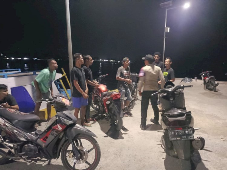 Patroli Rutin Piket Pospol KPPP Laut Polsek Alok Polres Sikka, Jaga Kamtibmas di wilayah Pelabuhan