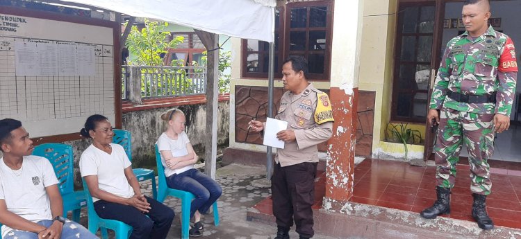 Pendataan Warga Yang Belum Memilik E-KTP oleh Bhabinkamtibmas Kelurahan Beru dan Wairotang