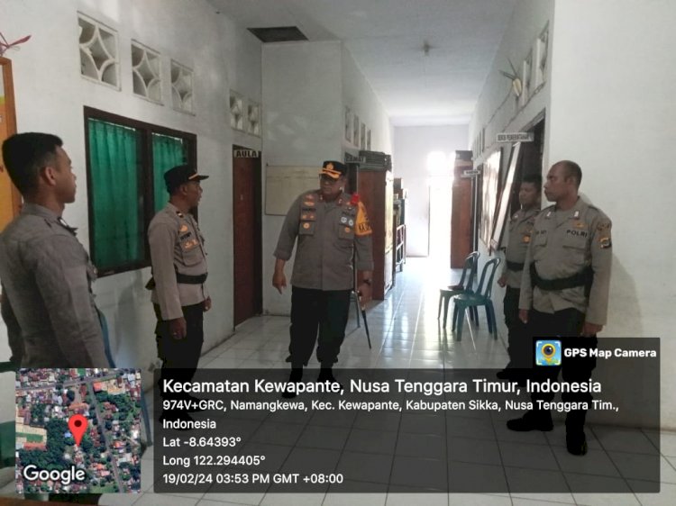 Kapolres Sikka Cek Pengecekan Situasi Rapat Pleno Penghitungan Suara dan Logistik Pemilu di Kecamatan Kewapante