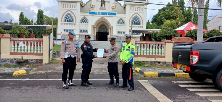 Polres Sikka Kerahkan Puluhan Personil Amankan Rangkaian Ibadah Hari Raya Paskah dalam Operasi Semana Santa Turangga 2024