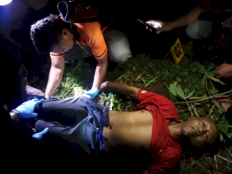 Gerak Cepat Tim Inafis Polres Sikka dan Polsek Bola dalam penanganan Penemuan Mayat.