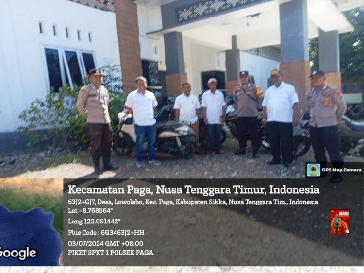 Patroli Polsek Paga Polres Sikka Membina Ketertiban dan Keamanan di Desa Paga