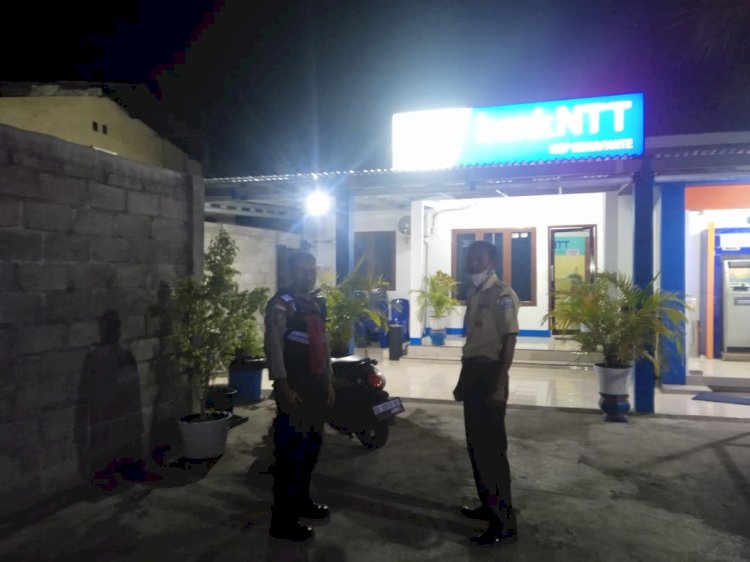 MEWUJUDKAN KAMTIBMAS POLSEK KEWAPANTE LAKSANAKAN PATROLI RUTIN