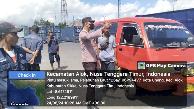 PATROLI RUTIN PIKET POSPOL KPPP LAUT POLSEK ALOK POLRES SIKKA JAGA KEAMANAN AREAL PELABUHAN
