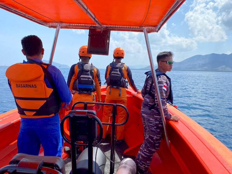 Nelayan Hilang Kontak di Laut Ditemukan Selamat, Operasi Tim Gabungan Berjalan Sukses