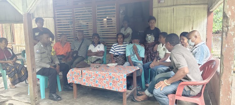 BHABINKAMTIBMAS POLSEK LELA POLRES SIKKA MENYELESAIKAN MASALAH ( PROBLEM SOLVING ) DI WILAYAH HUKUM POLSEK LELA