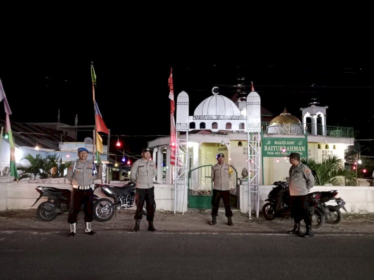 Pengamanan Sholat Tarawih dan Witir di Wilayah Hukum Polsek Paga Berjalan Aman dan Kondusif