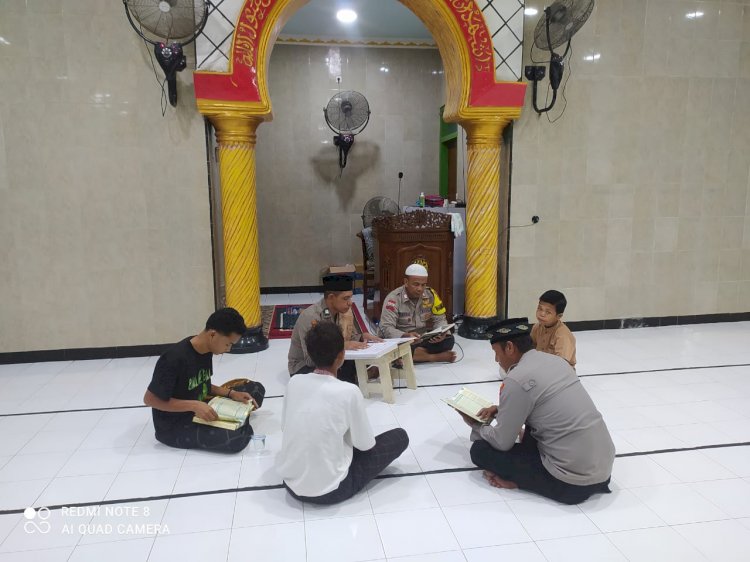 POLRES SIKKA LAKSANAKAN KEGIATAN SAFARI RAMADHAN DALAM HAL KULTUM,TARAWIH DAN TADARUSAN KELILING BULAN SUCI RAMADHAN 1446 H.