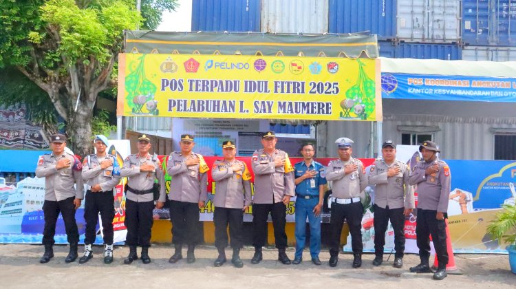 KAPOLRES SIKKA TEMPATKAN PERSONIL PENGAMANAN MUDIK LEBARAN DENGAN SANDI OPERASI KETUPAT 2025