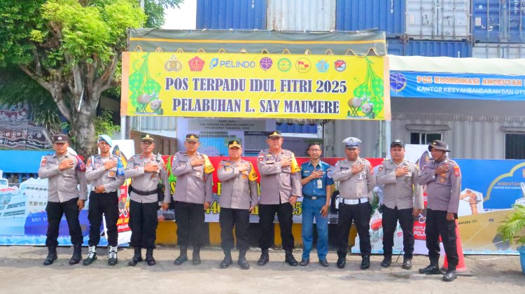 Wakapolres Sikka Tinjau Pos Pengamanan Terpadu Pelabuhan L. Say Maumere dalam Rangka Operasi Ketupat Turangga 2025