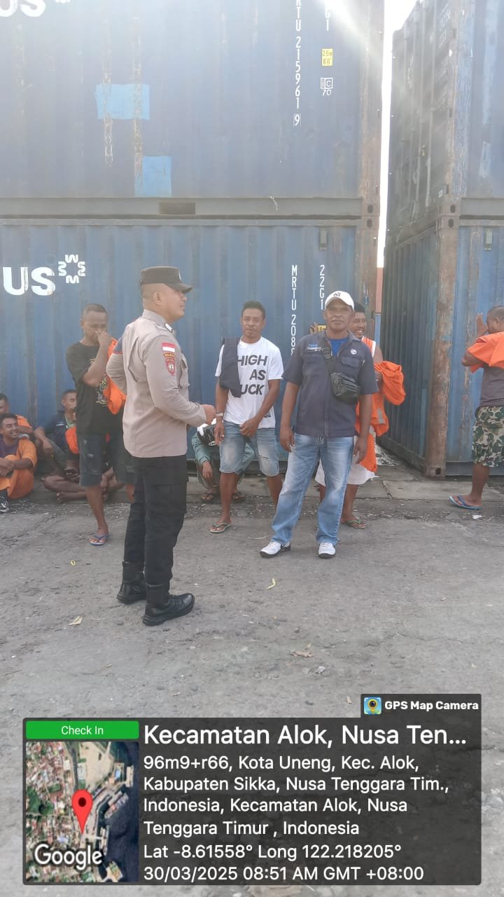 PERSONIL POSPOL KPPP LAUT POLSEK ALOK POLRES SIKKA LAKSANAKAN PATROLI RUTIN
